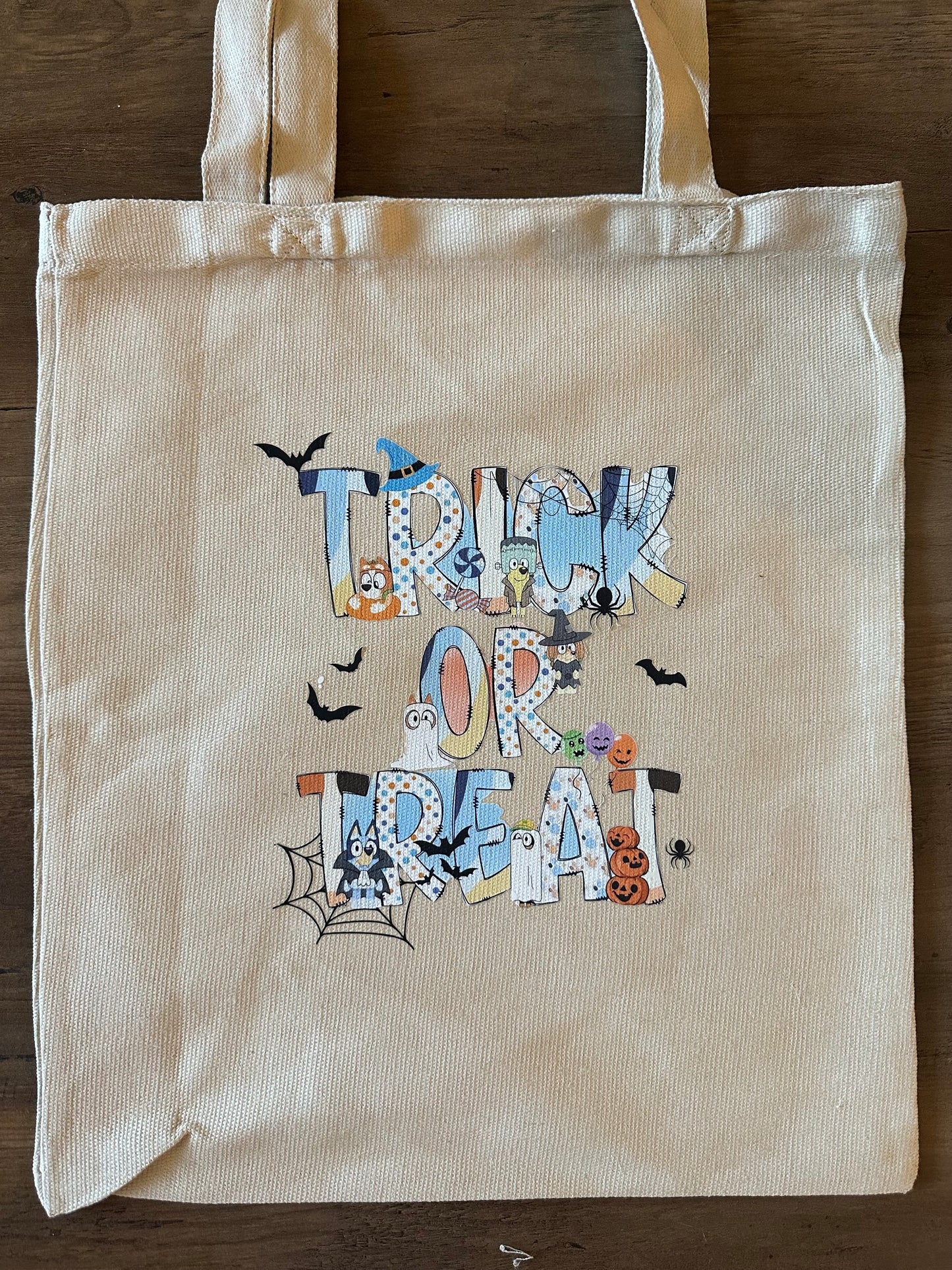 Halloween Trick-Or-Treat Bags